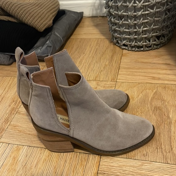 Steve Madden Booties | size 6.5 - Picture 5 of 6